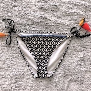 Black and white string bikini bottom
